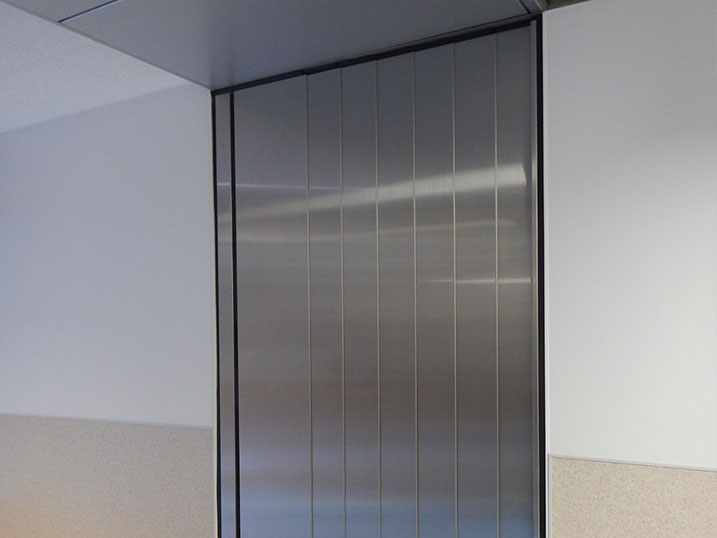 免震エキスパンション 内壁